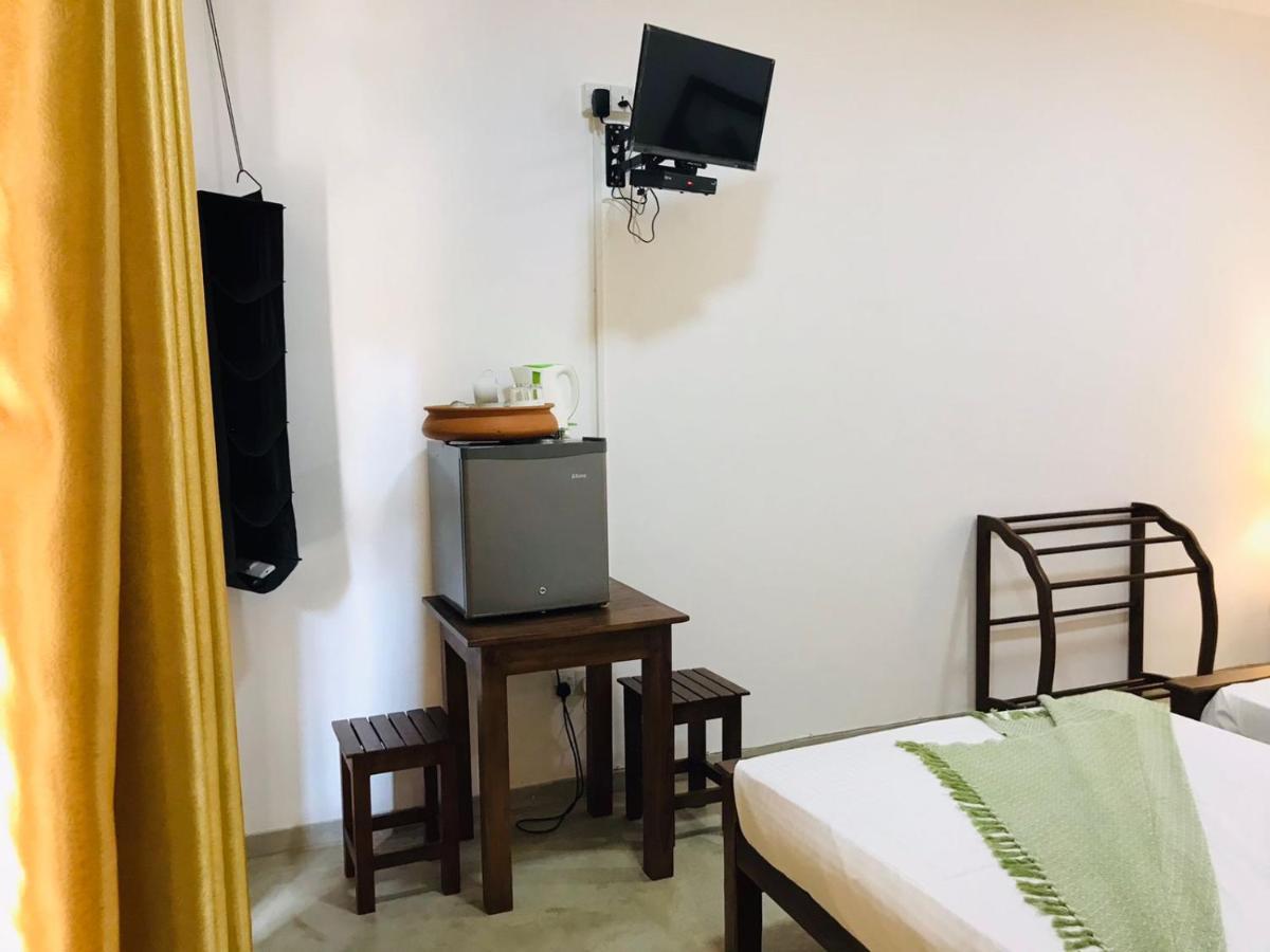 אנוראדפורה Kingcity Resort מראה חיצוני תמונה