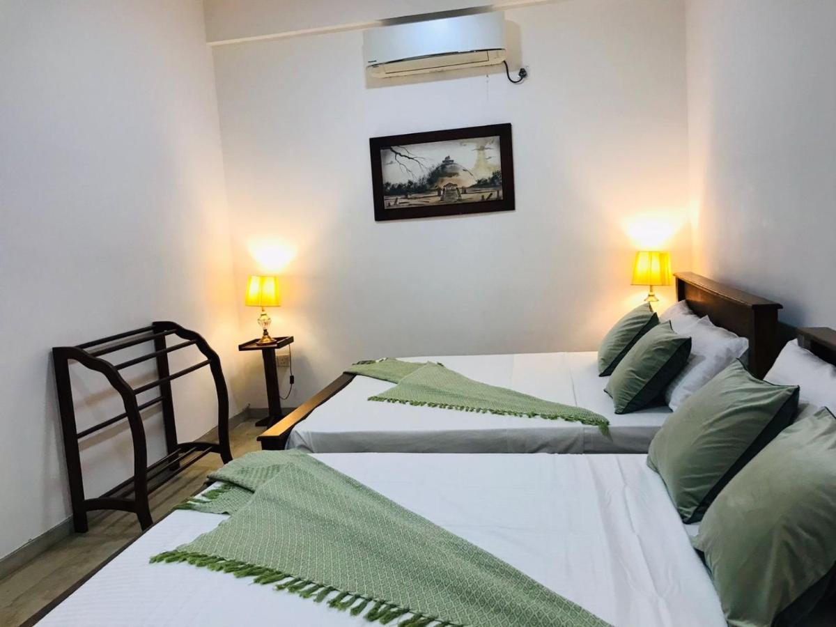 אנוראדפורה Kingcity Resort מראה חיצוני תמונה