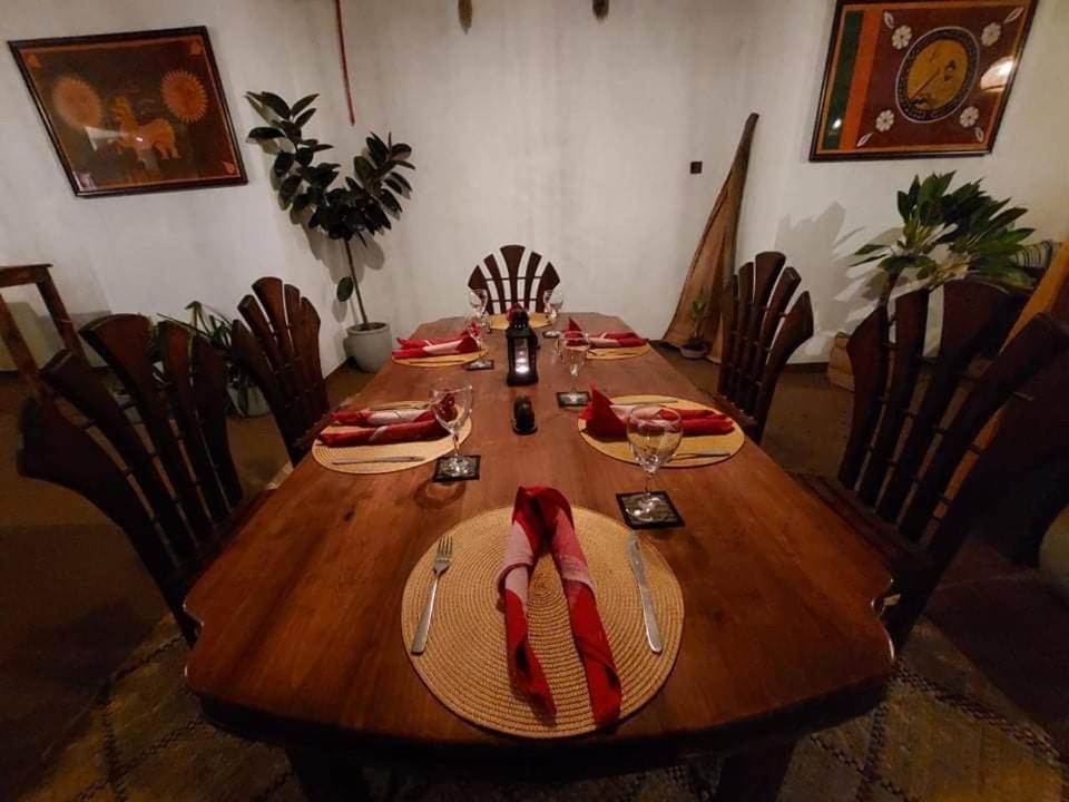 אנוראדפורה Kingcity Resort מראה חיצוני תמונה