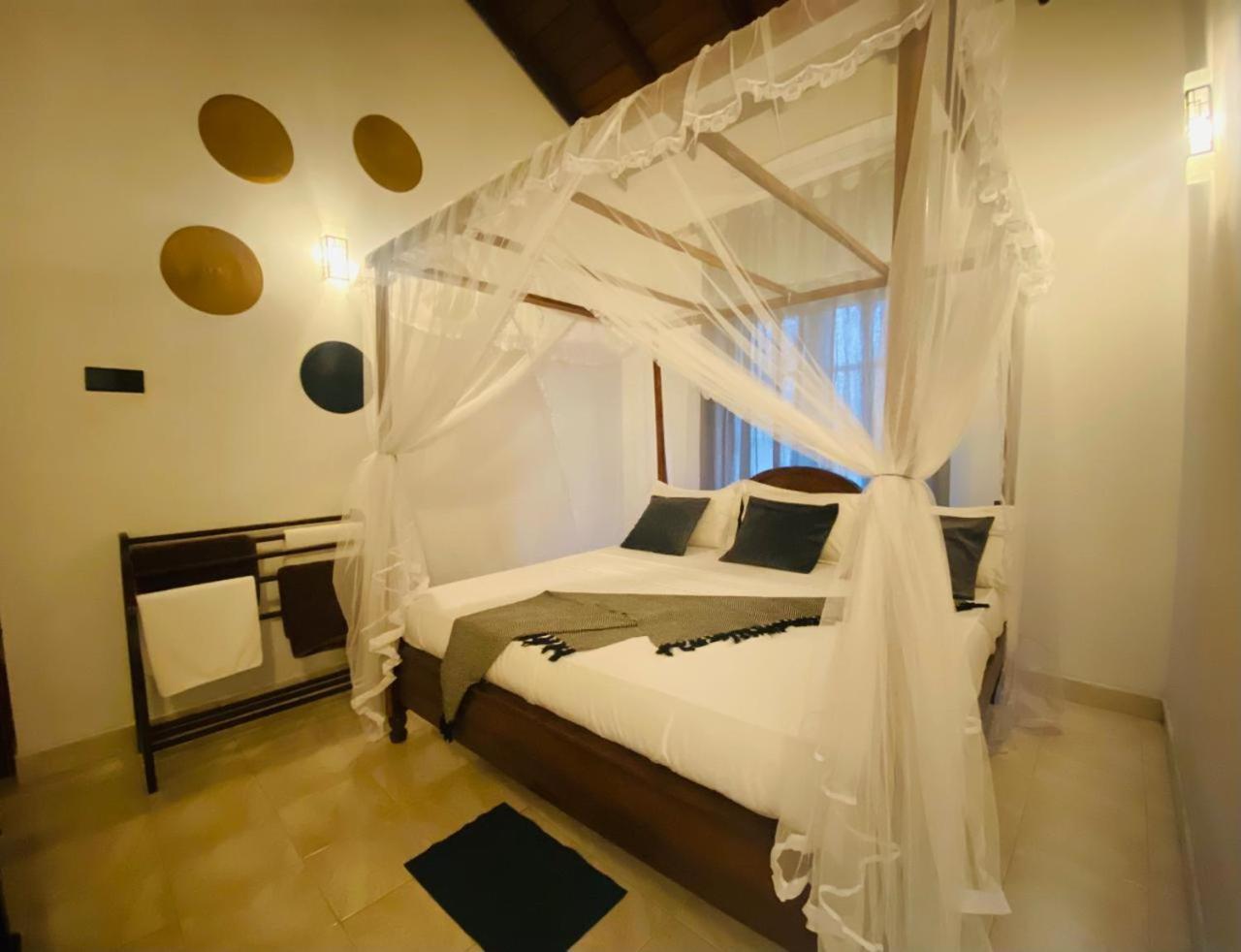 אנוראדפורה Kingcity Resort מראה חיצוני תמונה